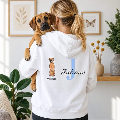Sudadera con capucha blanca con inicial personalizada "J" y diseño de perro, perfecta para un estilo propio.
