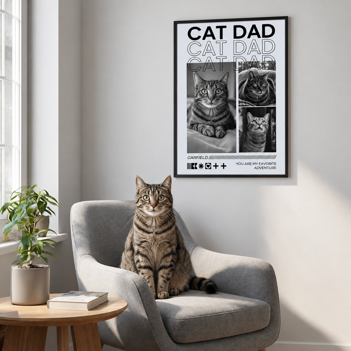 Póster personalizado con el texto "Cat Dad" y fotos de un gato, un cojín en un sillón gris.