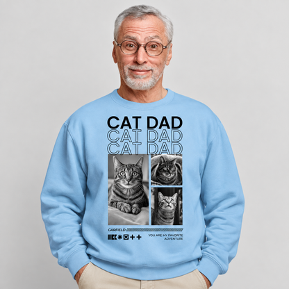 Sudadera azul con estampado de gatos y el texto "CAT DAD", para amantes de los gatos.