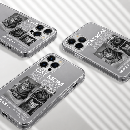 Funda de móvil transparente personalizada con motivos de gatos en blanco y negro y el texto "Cat Mom".