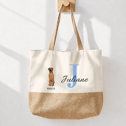 Bolsa de compras personalizada de lona con la letra J, el nombre Juliane y un motivo de perro en beige y marrón.