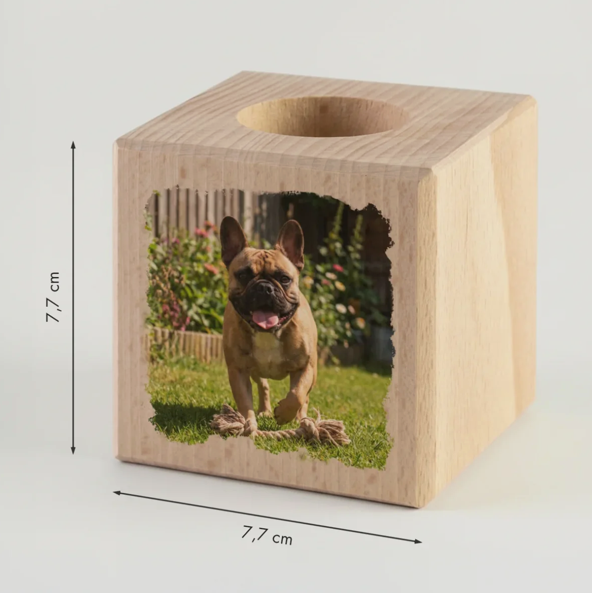 Cubo de vela de madera personalizado con foto de perro, medidas 7,7 cm x 7,7 cm.