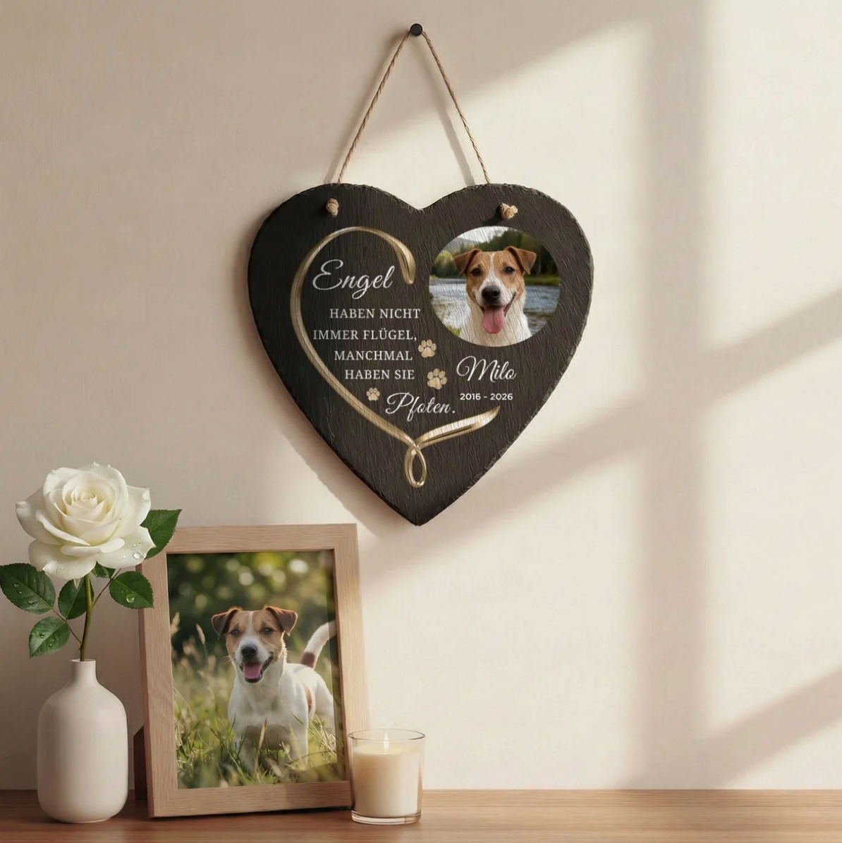 Corazón de pizarra con texto grabado y espacio para fotos de mascotas, negro, personalizable.